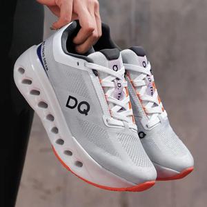 남성 여성 편안한 신발 남여 통기성 메쉬 초경량 야외 러닝 캐주얼 스니커즈 구름 신발 걷기