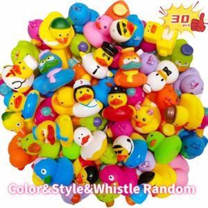 벌크 고무 오리 30팩, Jeep Ducking Floater Duck Bath Toys 파티 호의 색상 및 스타일 및 휘파람 무작위용 다양한 Duckies