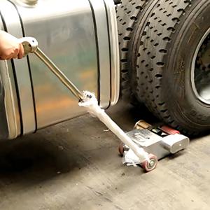 핫세일 파워카 푸셔 운반 카트 배터리 구동 차량 푸셔 스케이트 돌리 레일러 트레일러 견인 이동기