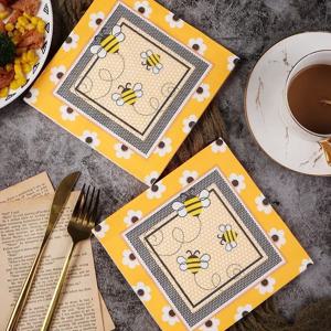 20pcs/pac 꿀벌 인쇄 다채로운 종이 타월 만화 냅킨 생일 파티 순수 목재 펄프 종이 얼굴 조직 종이 타월