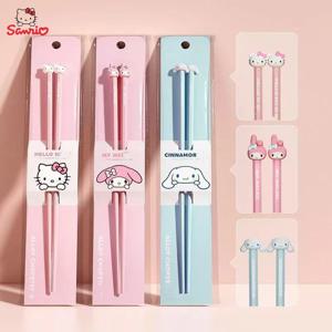 Anime Sanrio 헬로 키티 멜로디 Cinnamoroll 합금 젓가락 새로운 식사 공유 특별 미끄럼 방지 커플 스타일 크리스마스 젓가락