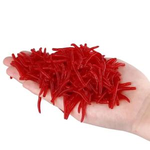 100pcs/병 현실적인 태클 소프트 루어베이스 도미 Bloodworm 낚시 미끼 지렁이 웜 고무 레드 벌레 미끼 물고기 냄새