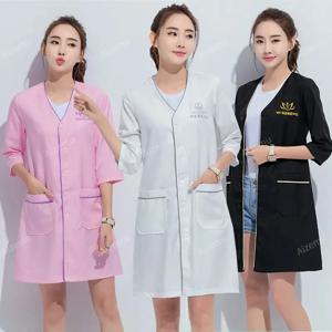 검은 색 짧은 미용 유니폼 드레스 스파 유니폼 스크럽 유니폼 화이트 플러스 사이즈 살롱 미용 의류 실험실 코트 로고 미용사상의