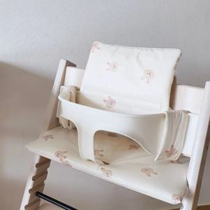 아기 식사 의자 쿠션 사계절 휴대용 미끄럼 방지 통합 쿠션 외출용 아기 식사 의자 액세서리 쿠션