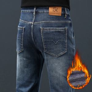 2024 겨울 따뜻한 청바지 남성 양털 두꺼운 슬림 스트레이트 바지 패션 스트레치 코튼 캐주얼 데님 바지 브랜드 의류