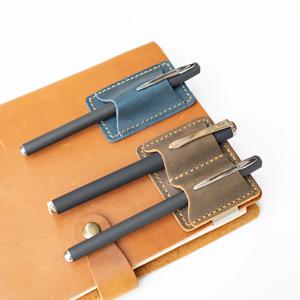 빈티지 크레이지 호스 가죽으로 제작된 소가죽 펜 홀더, 스테인레스 스틸 클립 펜 홀더가 있는 여행자 핸드북에 적합