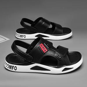 새로운 남성 트렌드 샌들 두꺼운 단독 해변 여름 겉옷 미끄럼 방지 내마모성 이중 용도 운전 사무실 EVA Soft Sole
