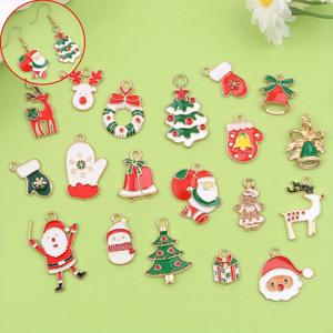 4/8/16pcs 멀티 컬러 아연 합금 크리스마스 테마 펜던트, DIY 팔찌, 목걸이 귀걸이 크리스마스 선물 장식 액세서리