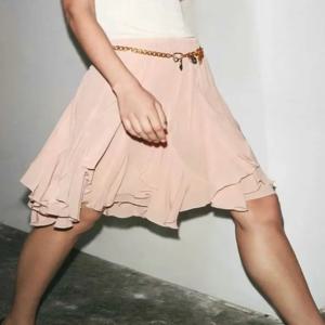 2025 세련된 여성 캐주얼 고품질 무릎 길이 핑크 레이어드 스커트 숙녀 우아한 a 라인 Tierred Ruffles Elastic Midi 스커트