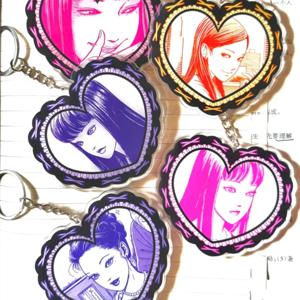 10cm 준지 이토 호러 만화 시리즈 카와카미 토미 아크릴 키 체인 펜던트 적합한 가방 키 코스프레 선물 완벽한 팬 선물