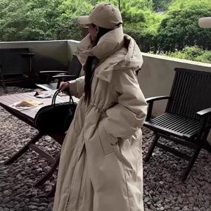 패션 내한성 따뜻한 후드 다운 트렌치 코트 중간 및 긴 다운 재킷 여성의 두꺼운 기질 오리 다운 재킷