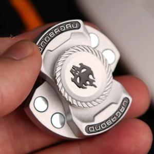 재미있는 3-In-1 게임 Edc Fidget 장난감 맞춤형 해골 유령 Fidget Spinner 합금 Fidget 슬라이더 스트레스 릴리스 장난감 Adhd Toys