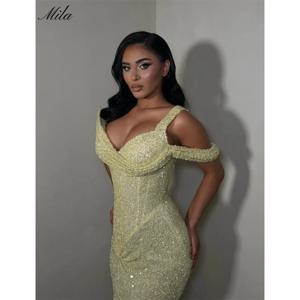 Mila Sheath 민소매 심플 댄스 파티 드레스 맞춤형 노란색 끈이 없는 고급스러운 이브닝 드레스 바닥 길이의 파티 드레스