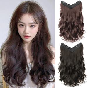 천연 합성 V 자형 물결 모양의 머리 확장 조각은 가발 조각을 둘러싸고 여성의 머리카락 곱슬 머리 액세서리를 샌드위치합니다