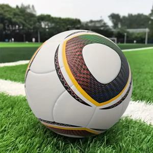 새로운 축구공 표준 사이즈 5 고품질 PU 소재 야외 잔디 팀 스포츠 경기 무봉제 축구 훈련용 풋볼