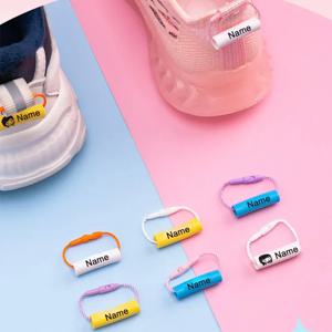 20pcs 사용자 정의 이름 반지 방수 아기 신발 가방 이름 스티커 신발 반지 버클 유치원 이름 버클 펜던트