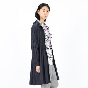 [최초가 356000원] 주름 배색 후드 하이넥 롱 자켓_YG03WNPBY02