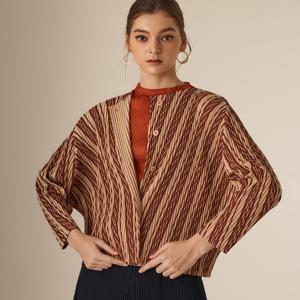 [최초가 213000원] 사선 스트라이프 가오리핏 가디건_YG09WNPCD02