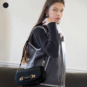 미미나_MIMINA 플랩 크로스바디백 HP3A3A21