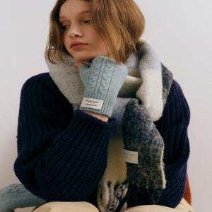 [선물포장] 터키쉬블루 꽈배기 울캐시미어혼방 핸드워머 JAGV5F290T3