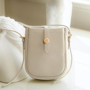 MRRV) TR 포니 백 2_크렘