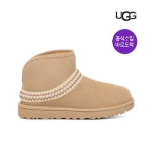 UGG 클래식 미니 크레센트 1158262-MDSD