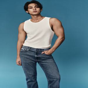 CK진 남성 슬림 스트레이트핏 미드블루 스트레치 청바지 4RB902G