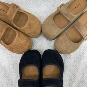 [브리치]  / 조미 스웨이드 벨 크로 스트랩 통굽 뮬 슬리퍼 3color