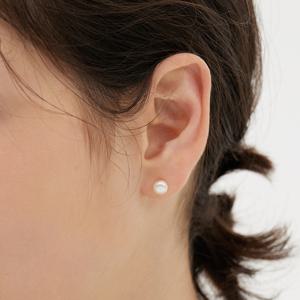 H에디션 실버(Y) 러블리 담수 진주 귀걸이 6mm HL6E53601Y9XXX