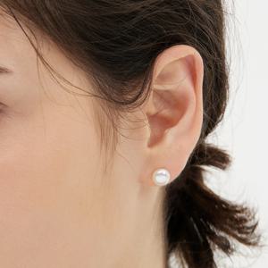 H에디션 실버(Y) 러블리 담수 진주 귀걸이 8mm HL6E53602Y9XXX