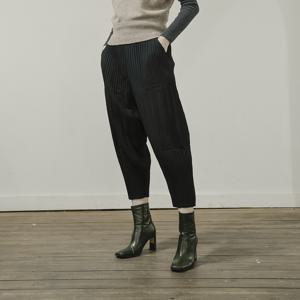 [최초가 198000원] 코쿤 퀼팅 배기 밴딩 팬츠(2colors)_YJ10WRPSL01