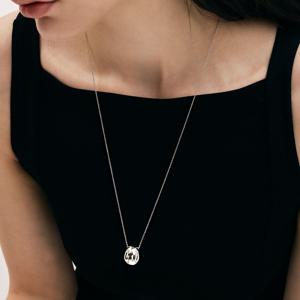 [이채연  착용] bold egg pendant long necklace