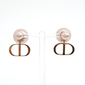 [구구스]중고명품 크리스찬  진주 트라이벌 귀걸이 (NO 10240925)