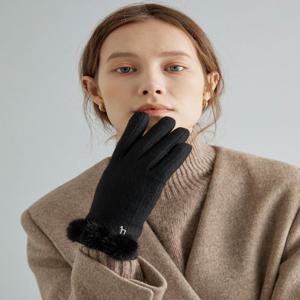 [겨울필수템] HIGV5F005BK_여성 블랙 밍크 퍼 퍼피로고 장식 장갑
