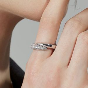 클로 실버(W) 하프 파베 반지 HL2R4B214W9