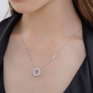 에센스 실버(W) 모이사나이트 플로랄 목걸이 M HL4N5A445W9500