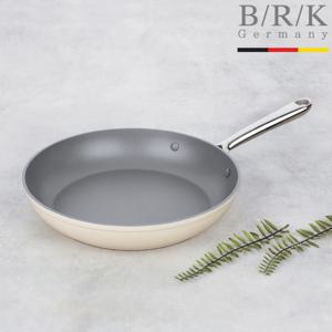 [BRK] 에볼루션 풀 인덕션 후라이팬 24cm (밀크)