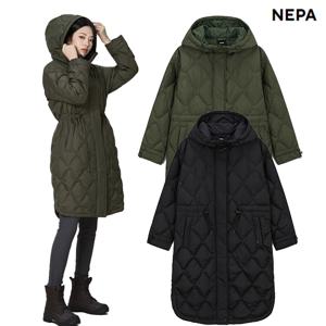 최초출고가여성_359,000 안유진 퍼프 후디 롱 패딩 롱 구스다운-7K82049