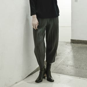 [최초가 218000원] 기모 퀼팅 플리츠 배기 밴딩 팬츠(2colors)_YJ10WRPSL03