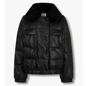 니트 카라 레더 덕다운 점퍼 9174414985