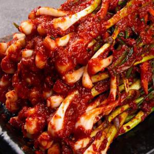 알싸하고 맛있는 전라도식 진짜 파김치 1kg+1kg 총 2kg 짜장라면에 단짝 알싸하고 맛있는 파김치