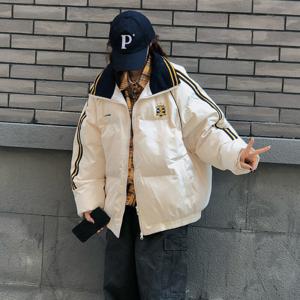 여성용 겨울신상 넉넉한 오버핏 누빔 패딩점퍼 경량패딩 자켓 반폴라 심플한 디자인 가볍고 따뜻한 라운드