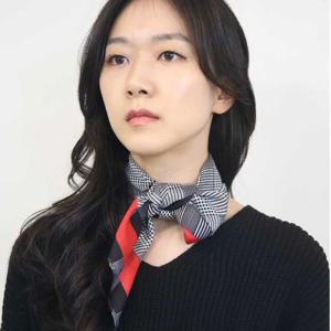 글렌 배색 사각 쁘띠 스카프 레드 목수건 여성 봄 선