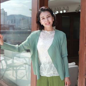 [쉬즈마담]J31566 B색감 예술 목밴딩 플리츠 숄가디건 엄마옷