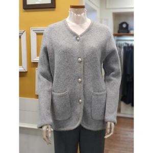 BCBG 세이브존01 폭스 트리밍 아우터 니트 B4DAK118