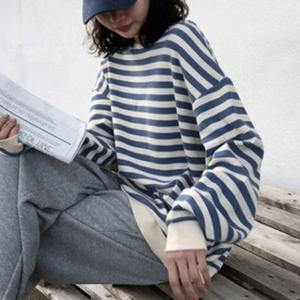 맨투맨 티셔츠 줄무늬 ST230004 라운드넥