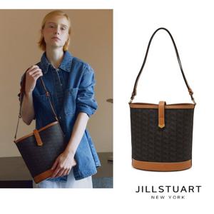 [질스튜어트] 브라운 로젤라칠링 븨 장식 버킷백 L JABA5E302W2