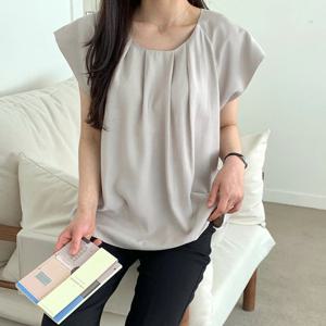 샵앤) 여성 플리츠 라운드넥 여름 캡소매 데일리 블라우스 21DS-WBL-4622-블랙