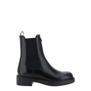 프라다 로고 플라크 아몬드 토 앵클 부츠 1U251NFB050055 F0002 TP944963758