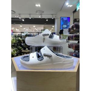 [크록스 슈즈]클래식 코지 샌들 207446-100 화이트